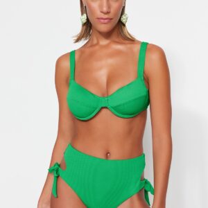 Grünes Bikini-Oberteil